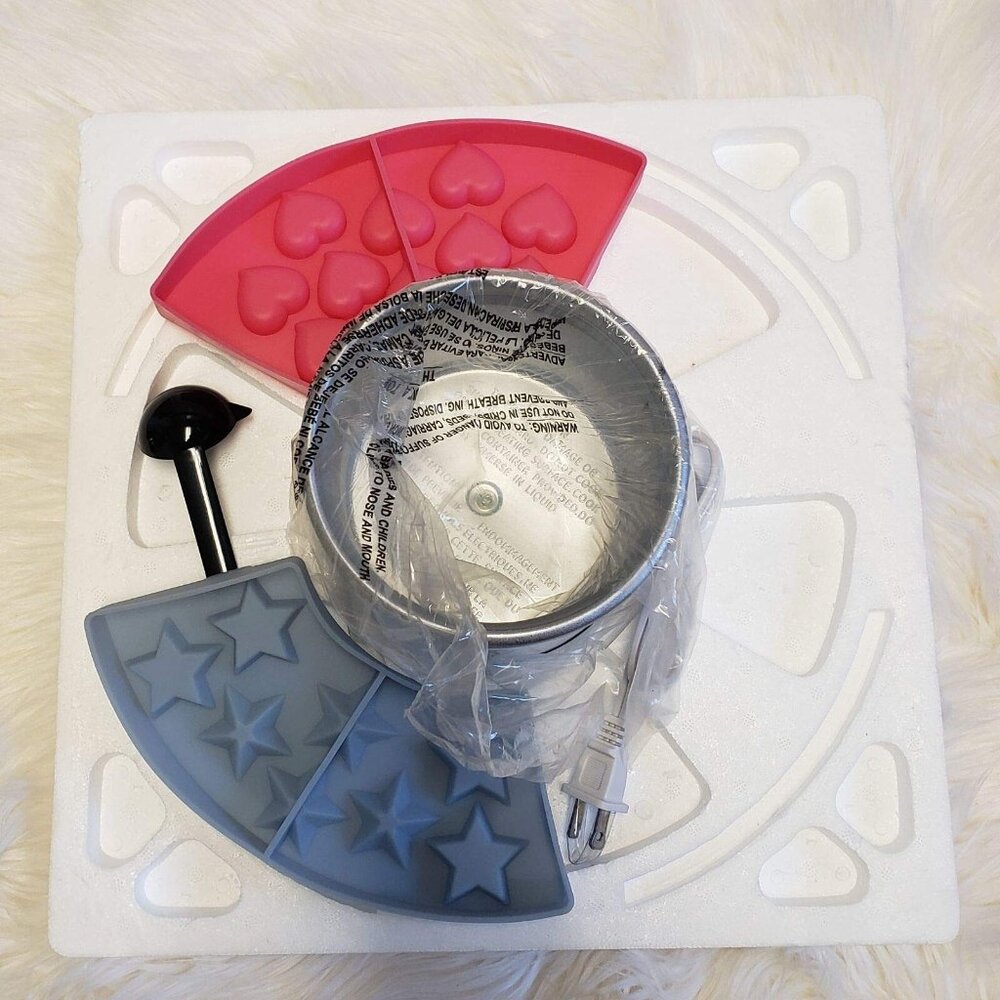 BabyCakes MultiFunction Decoration Station - Picture 3 of 4